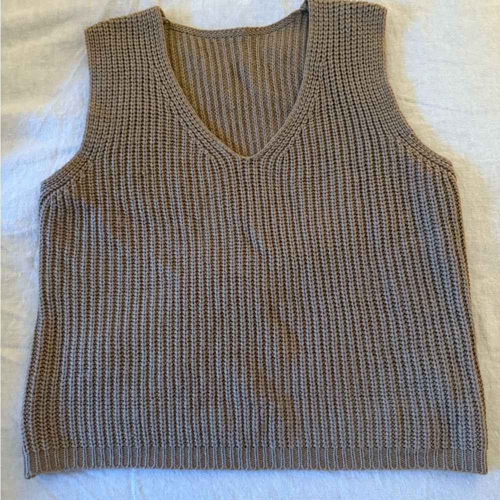 Women’s Tan Sweater Vest